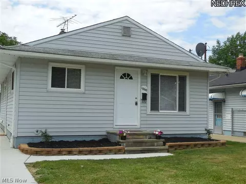 1860 Robindale St, Wickliffe, OH 44092 photo 1