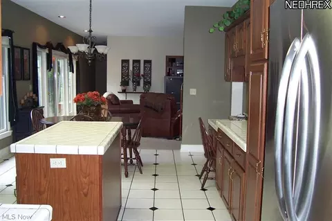 450 Presidential Ct, Boardman, OH 44512 photo 8