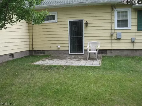 1045 Westshore Dr, Ashtabula, OH 44004 photo 14