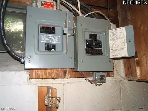 30100 Robert St, Wickliffe, OH 44092 photo 15
