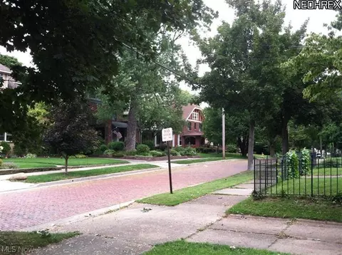 43 Casterton Ave, Akron, OH 44303 photo 20