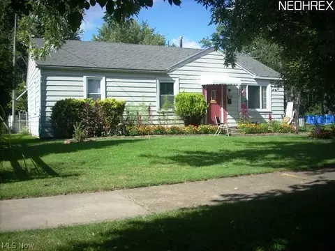 115 High St, Elyria, OH 44035 photo 2