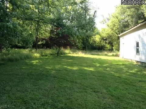1136 E Harmon Rd, Ashtabula, OH 44004 photo 3