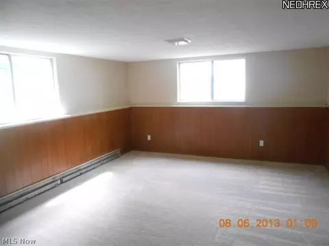 375 Baldwin Dr, Berea, OH 44017 photo 5