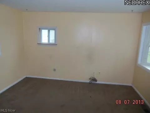 253 Samuel St, Elyria, OH 44035 photo 5