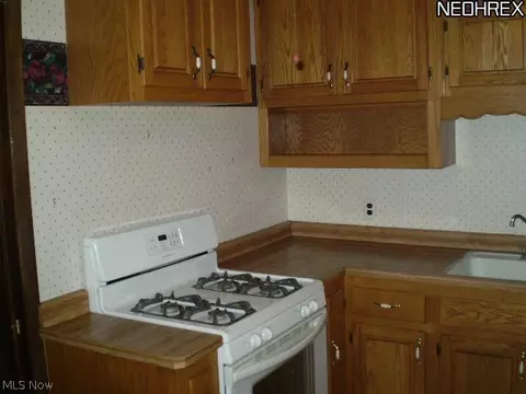 3941 Sylvia Ln, Youngstown, OH 44511 photo 7