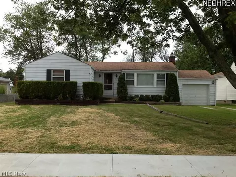 3059 Blair Ave, Ashtabula, OH 44004 photo 1