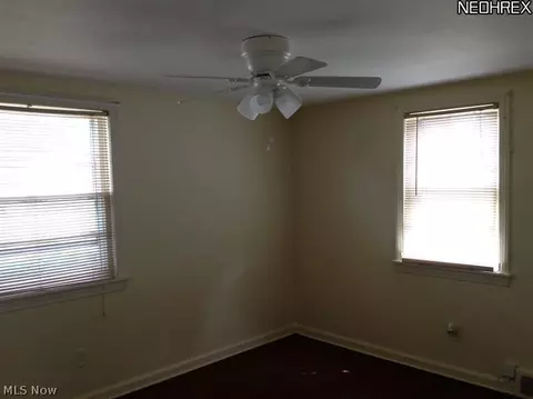 3059 Blair Ave, Ashtabula, OH 44004 photo 9