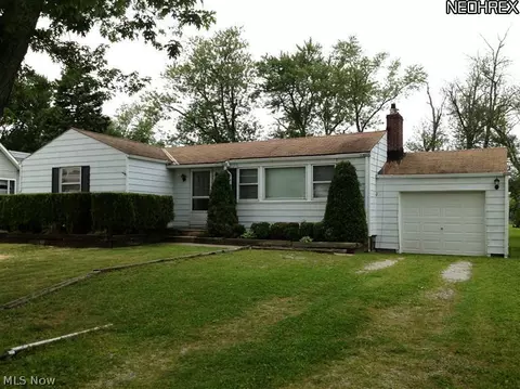3059 Blair Ave, Ashtabula, OH 44004 photo 2