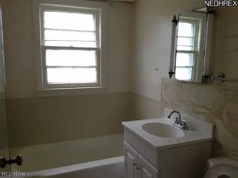 3059 Blair Ave, Ashtabula, OH 44004 photo 10
