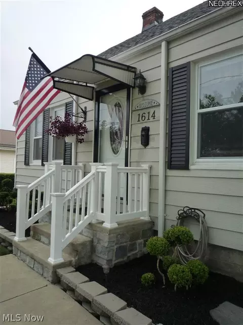 1614 Mapledale Rd, Wickliffe, OH 44092 photo 7