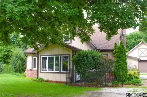 2146 Jacoby Rd, Copley, OH 44321 photo 2