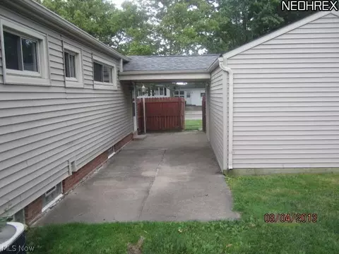 400 Beebe Ave, Elyria, OH 44035 photo 9