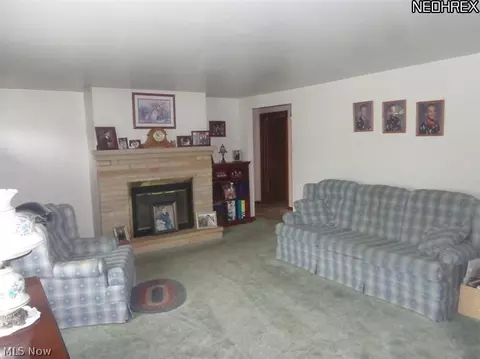 1809 Dover Ave, Dover, OH 44622 photo 2