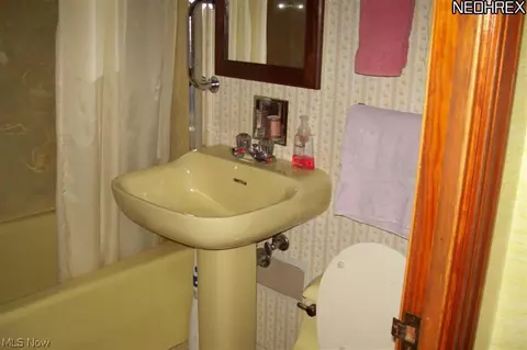 4908 Forest Rd, Mentor, OH 44060 photo 13