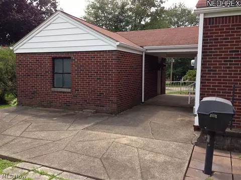 107 Hamilton Blvd, Struthers, OH 44471 photo 19