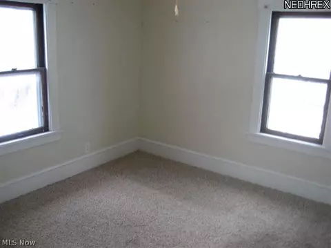 2425 7th St NW, Canton, OH 44708 photo 6