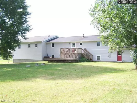 16990 Pine Lake Rd, Beloit, OH 44609 photo 2