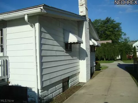 301 E 248th St, Euclid, OH 44123 photo 15