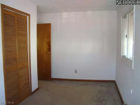 301 E 248th St, Euclid, OH 44123 photo 11