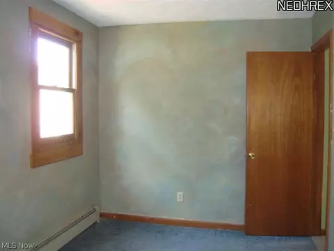 301 E 248th St, Euclid, OH 44123 photo 8