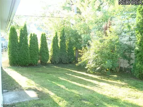 301 E 248th St, Euclid, OH 44123 photo 17