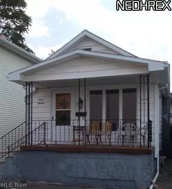 416 Logan St, Dennison, OH 44621 photo 2