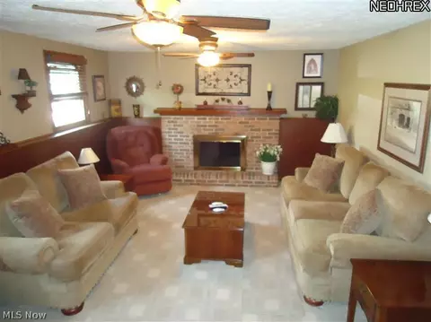 147 Carter Cir, Boardman, OH 44512 photo 9