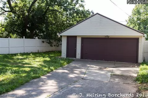 446 E 272 St, Euclid, OH 44132 photo 3