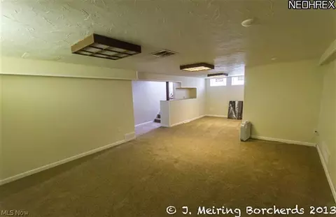 446 E 272 St, Euclid, OH 44132 photo 11