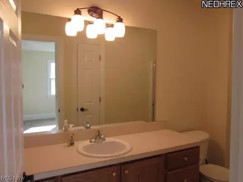 8023 Oberlin Rd, Elyria, OH 44035 photo 12