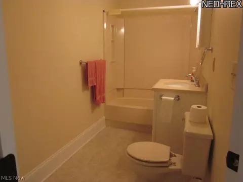 8023 Oberlin Rd, Elyria, OH 44035 photo 16