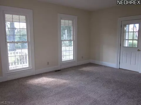 8023 Oberlin Rd, Elyria, OH 44035 photo 9