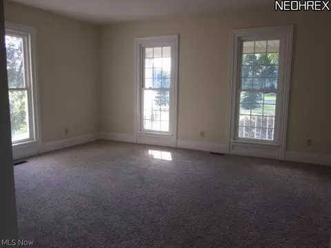 8023 Oberlin Rd, Elyria, OH 44035 photo 8