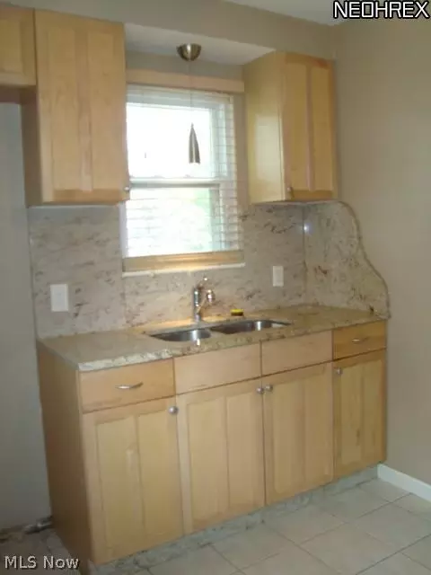 4975 Marigold Rd, Mentor, OH 44060 photo 7