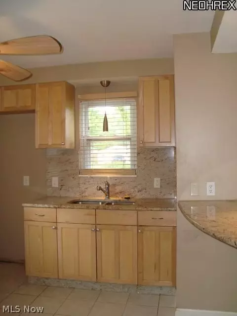 4975 Marigold Rd, Mentor, OH 44060 photo 5