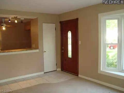 4975 Marigold Rd, Mentor, OH 44060 photo 4