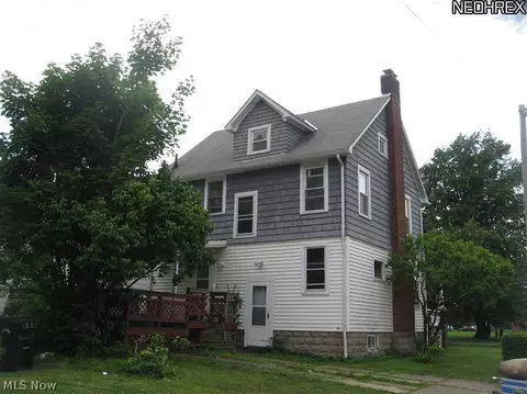 1302 Middle Ave, Elyria, OH 44035 photo 2
