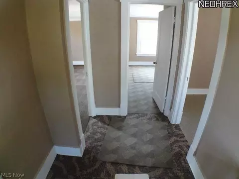 1212 West Ave, Elyria, OH 44035 photo 8