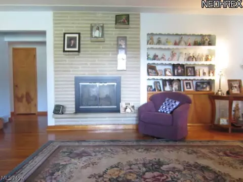 6252 Murray Ridge Rd, Elyria, OH 44035 photo 4