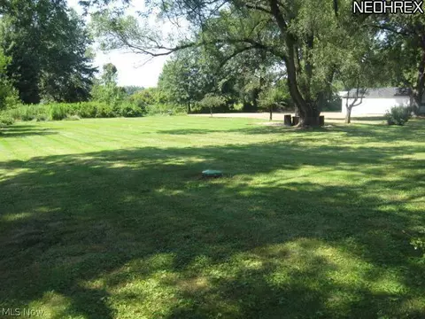 6252 Murray Ridge Rd, Elyria, OH 44035 photo 18