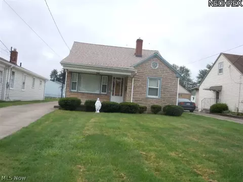 564 Maplewood Ave, Struthers, OH 44471 photo 1