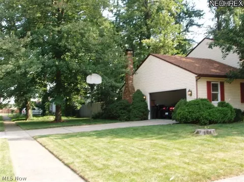 165 Pepperdine Dr, Elyria, OH 44035 photo 10