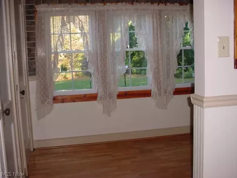2602 E Waterloo Rd, Akron, OH 44312 photo 12