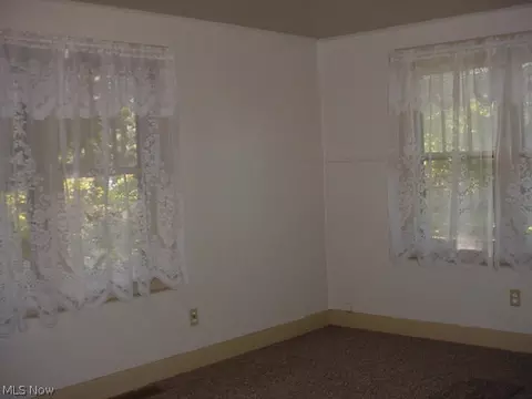 2602 E Waterloo Rd, Akron, OH 44312 photo 5