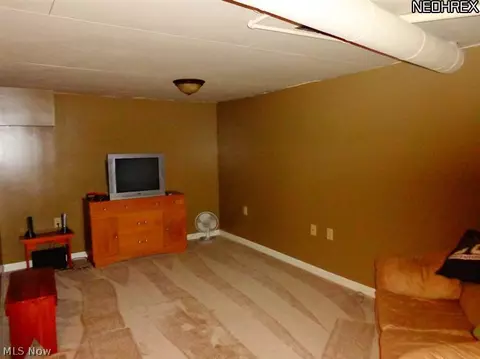 1308 Dover Ave, Dover, OH 44622 photo 12