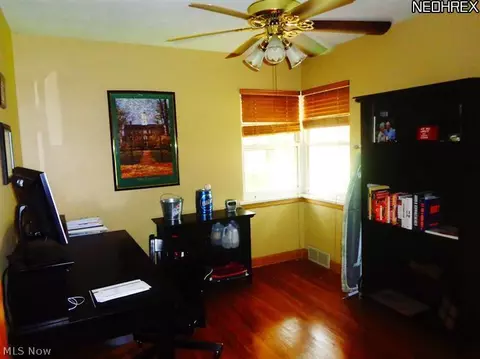 1308 Dover Ave, Dover, OH 44622 photo 11