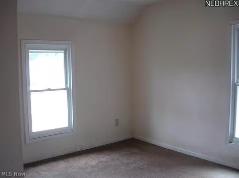 142 E Walnut St, Wadsworth, OH 44281 photo 14