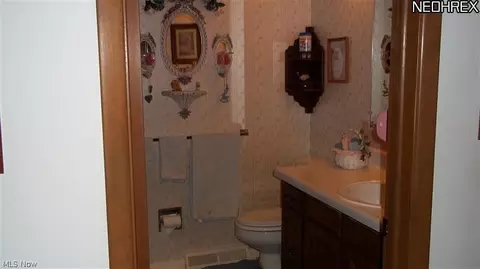 8352 W Ridge Rd, Elyria, OH 44035 photo 9
