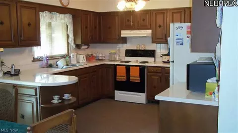 8352 W Ridge Rd, Elyria, OH 44035 photo 12